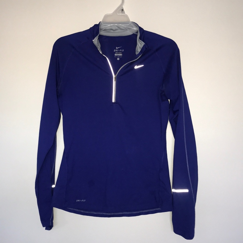 NIKE Quarter Zip Athletic Top